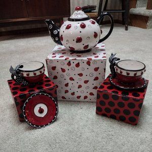 Ladybug tea set